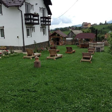 Elder Villa Бран Экстерьер фото