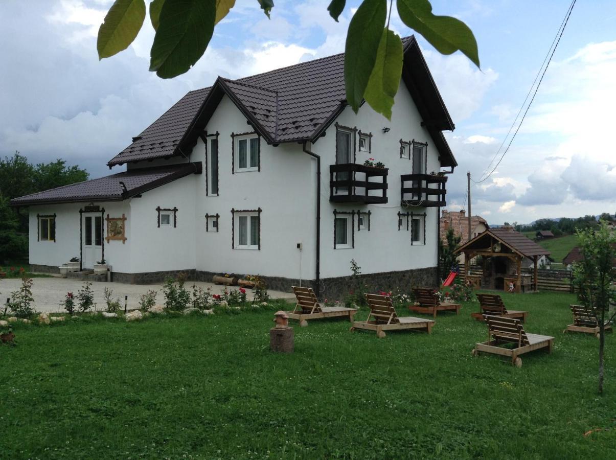 Elder Villa Бран Экстерьер фото